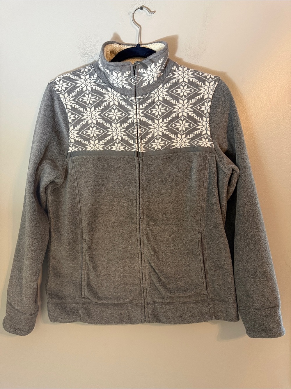 L.L. Bean Women's Full Zip Sherpa Neck Snowflake Long Sleeve Gray Jacket Size S